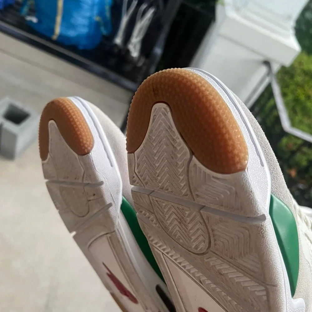 Jordan 4 x Nike SB 